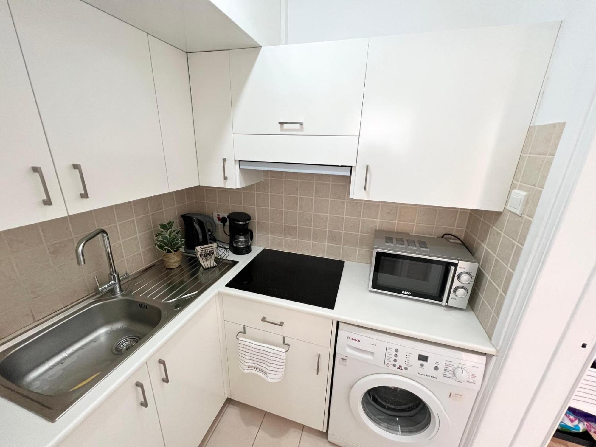 Azul Sea View Apartment Ларнака Екстериор снимка