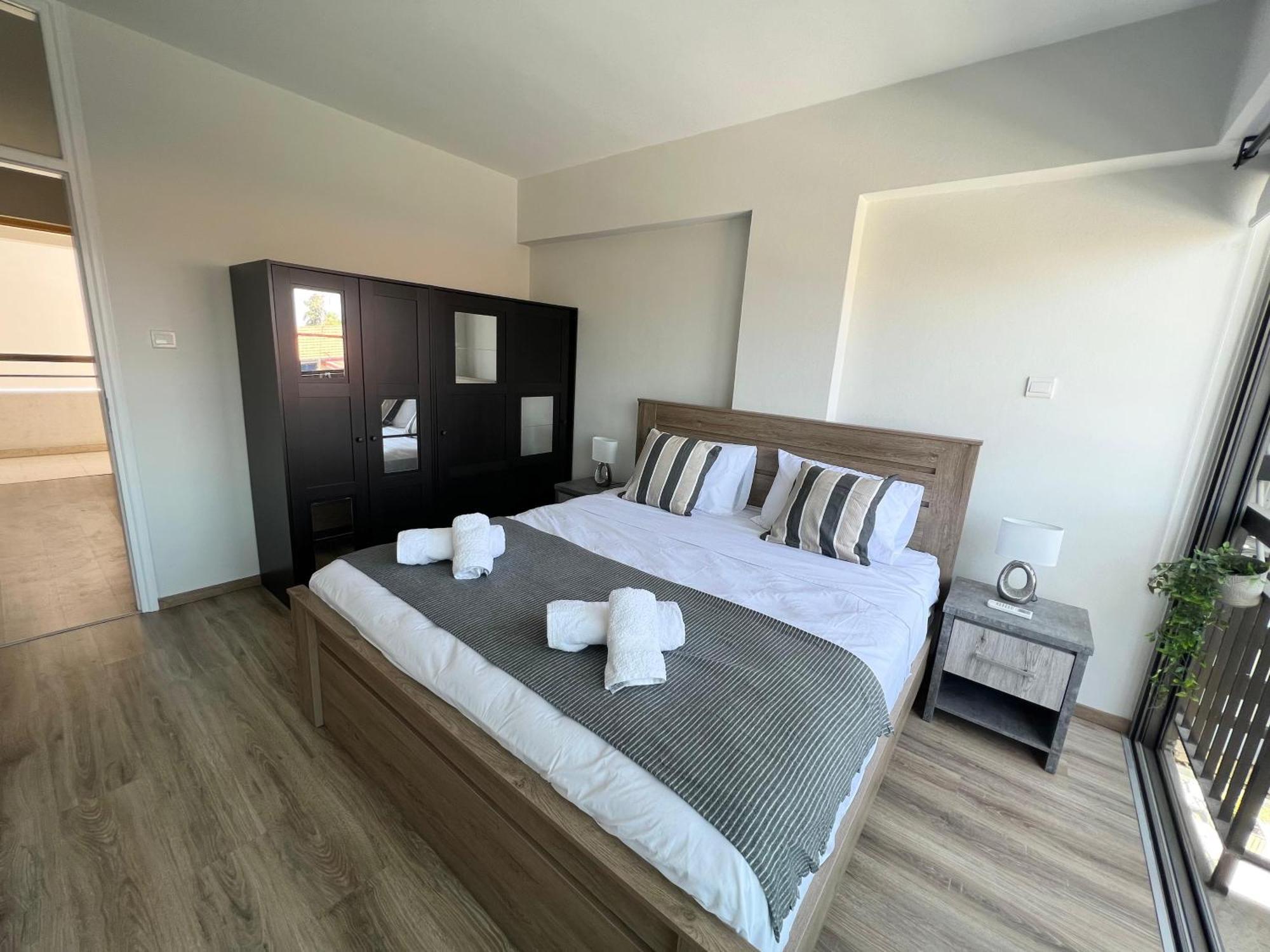Azul Sea View Apartment Ларнака Екстериор снимка